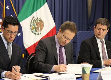 SRE y Embajada de México en EU firman 5 acuerdos para proteger a mexicanos, sin importar estatus migratorio