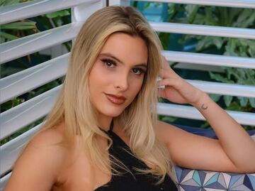 Lele Pons se atreve y posa con bikini en la nieve