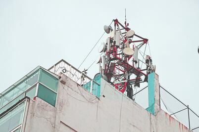 Antena de Movistar pone en jaque a edificio