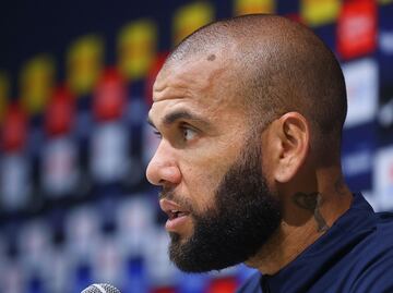 Dani Alves miente sobre su salario en Pumas y jueza exhibe su millonario contrato