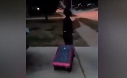 Echan a niño de su casa por apoyar a Trump 