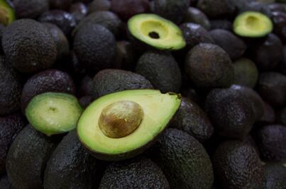Aguacate baja hasta 20 pesos en mercados: Profeco