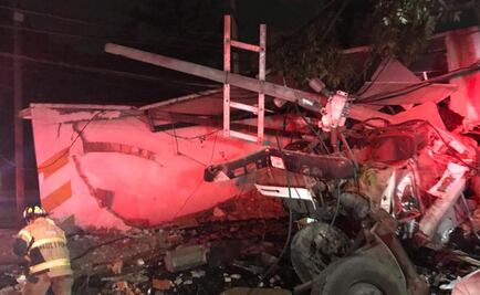 Pipa con chapopote choca en Constituyentes