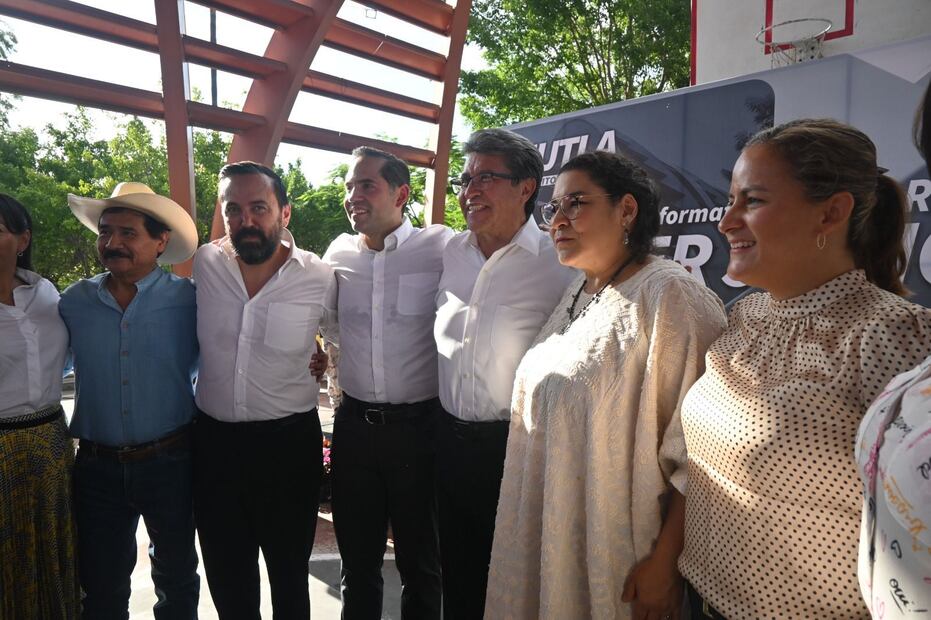 Lenia Batres acompañada por la gobernadora electa de Morelos Margarita González