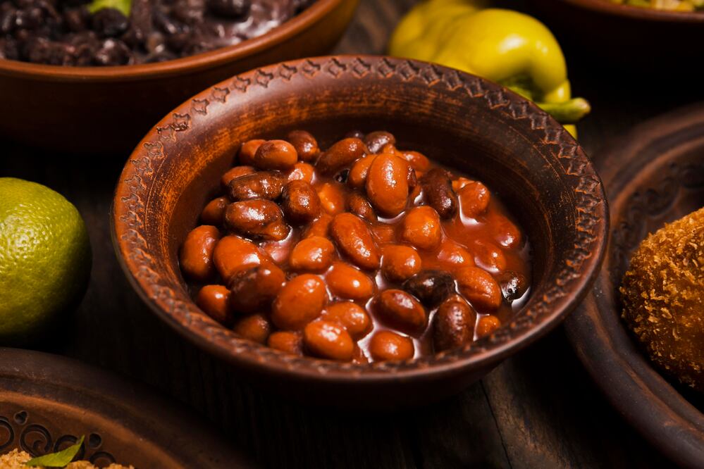 En algunas personas, los frijoles suelen ocasionar molestias esomacales. Foto: Freepik