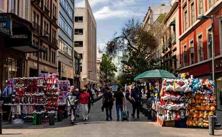 Hay más de 50 amparos de comerciantes ambulantes en la Cuauhtémoc; no pueden ser retirados de vía púbica: Alessandra Rojo de la Vega