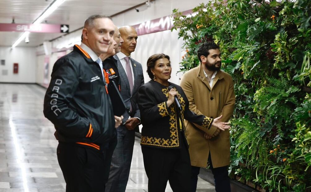 La jefa de Gobierno, Clara Brugada confirmó que este domingo 16 de noviembre quedará reabierto el tramo que faltaba de la Línea 1 del Metro. Fotos: Berenice Fregoso El universal