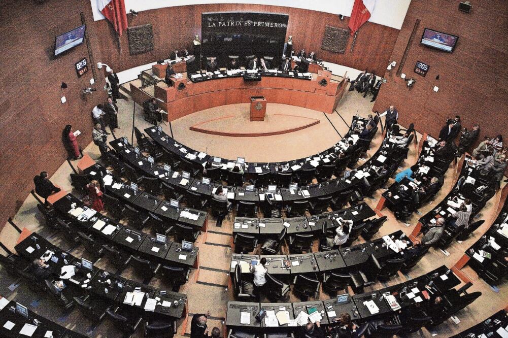 La Mesa Directiva de la Cámara Alta señala que pese a la situación de austeridad en el país, varios eventos parlamentarios ya estaban comprometidos (ARCHIVO ELUNIVERSAL)