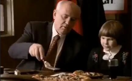 El momento histórico cuando Gorbachov protagonizó comercial de Pizza Hut 