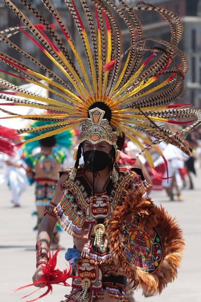 Entre danza, música y cánticos celebran el 696 aniversario de México-Tenochtitlán