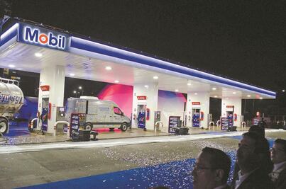 Petroleros en EU se quejan por trato con México