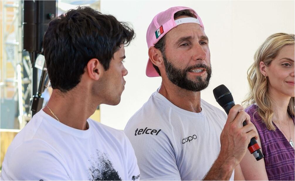 Rodrigo Pacheco y Santiago González durante una conferencia en Los Cabos. FOTO: CORTESÍA