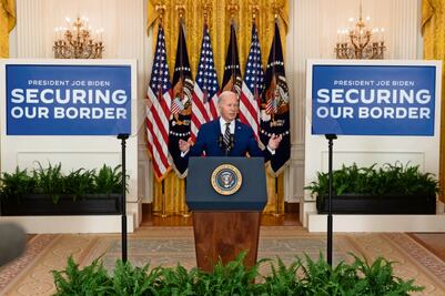 ¿Qué gana Biden con las medidas que ayudan a indocumentados? ¿Quiénes se benefician?