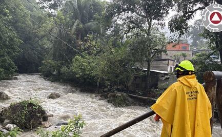Reportan derrumbes, inundaciones y desbordamiento de ríos por frente frío 13 en 10 municipios de Chiapas 