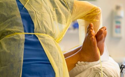 Nuevos síntomas del Covid-19: Alteraciones en lengua, manos y pies