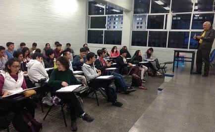 Vuelven estudiantes a clases en la UNAM; seis planteles siguen en paro