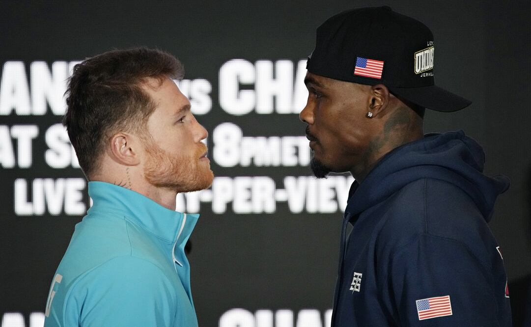 Canelo Álvarez y Jermell Charlo - Foto: AP