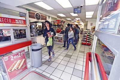 Los mexicanos pagan al año 39 mil pesos en gasto hormiga