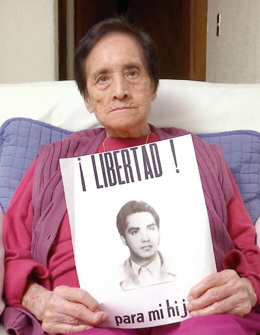 Matilde lleva 42 años buscando a su hijo. Fue de las primeras en acompañar a Rosario Ibarra de Piedra en la búsqueda de los desaparecidos políticos en México, en 1974 (ANTONIO GUZMÁN)