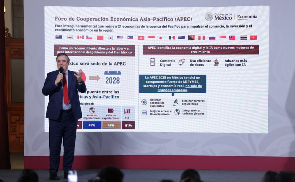 Marcelo Ebrard Casaubón, secretario de Economía, informó que la Inversión Extranjera Directa llegará este año a 41 mil millones de dólares, es decir, que creció 15% en comparación con el año anterior. Foto: Fernanda Rojas/EL UNIVERSAL