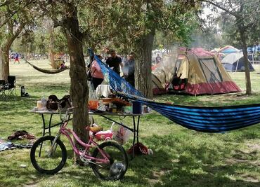 Con carnita asada y discada, miles de juarenses disfrutan el domingo de Pascua en El Chamizal