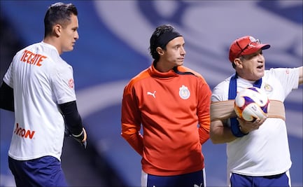 Las Chivas se quedan sin uno de sus porteros