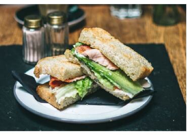 ¡Prepara sándwiches saludables!