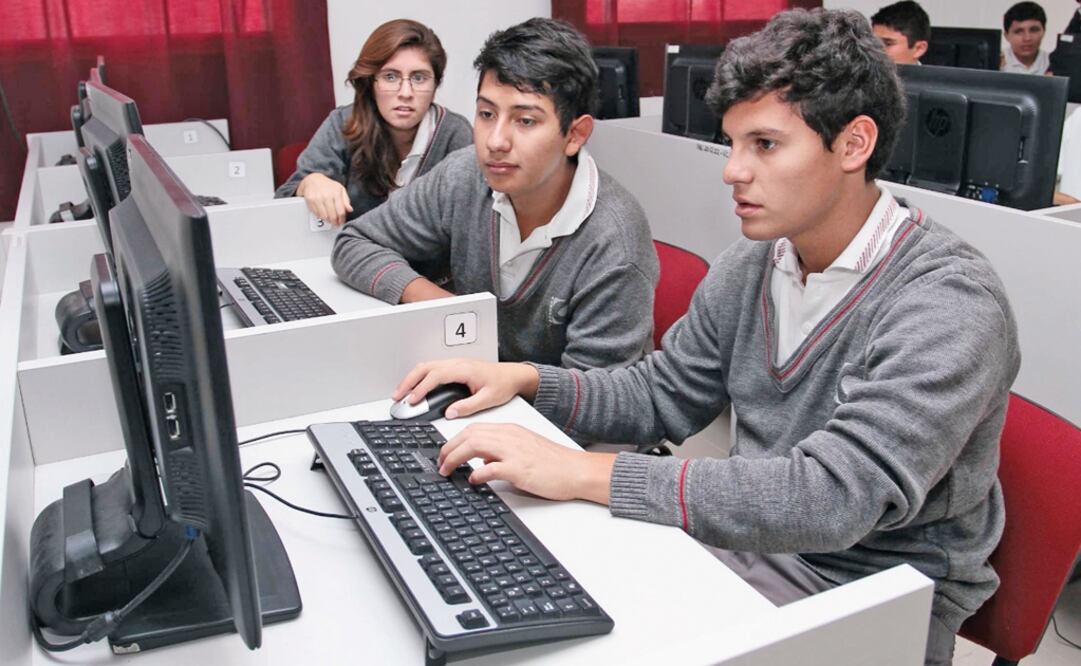 Iván Martínez, founder of Wikimedia Mexico, has acknowledged that the subject should be discussed, since many people agree that authors deserve some sort of payment for their work - Photo: Demián Chávez/EL UNIVERSAL