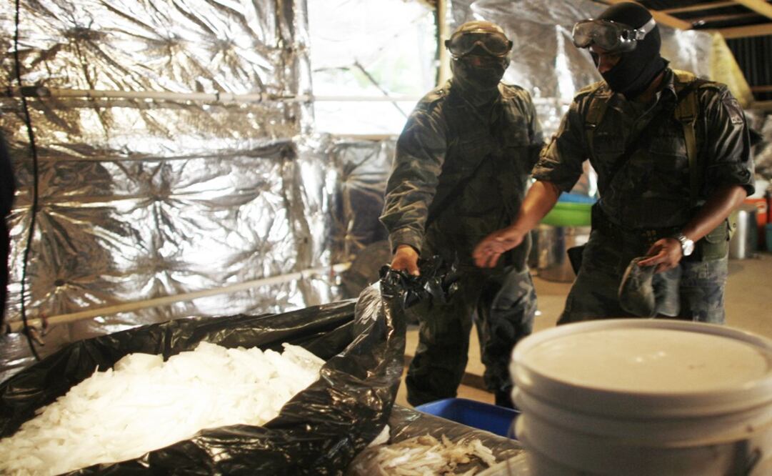 Mexican authorities have found dozens of these labs, such as this one discovered in 2009 – Photo: Miguel Tovar/AP 
