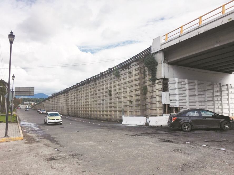 Autoridades de la SCT advierten que los puentes se deterioran por el tránsito de vehículos, medio ambiente y huracanes o sismos. Foto: ARCHIVO EL UNIVERSAL