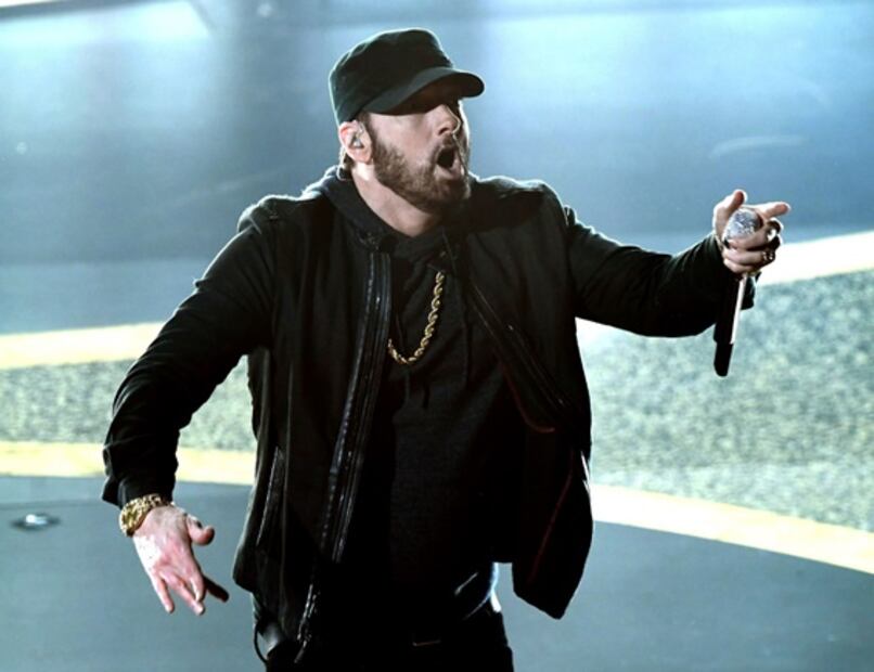 Eminem sorprende con su look en los Oscar 2020