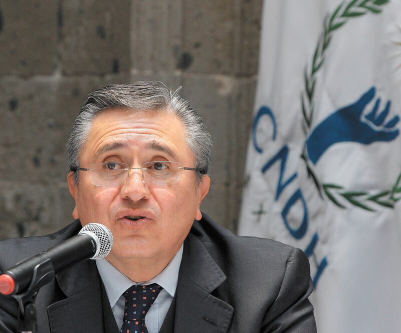 El expresidente de la CNDH Luis Raúl González Pérez enfatizó en su último discurso como ómbudsperson que las víctimas merecen la atención con todas las herramientas. Foto/ARCHIVO EL UNIVERSAL