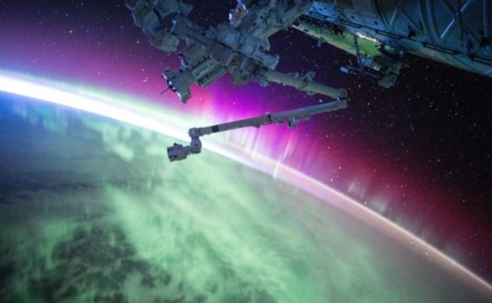 Cómo duermen, comen y viven los astronautas en el espacio