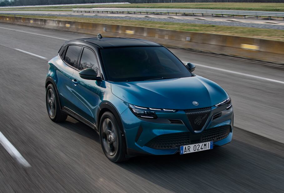 Conoce a los finalistas del certamen "Car of the Year 2025". Foto: Alfa Romeo