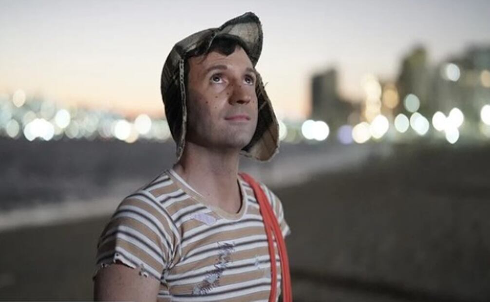Así luce el actor caracterizado de el icónico "Chavo del 8", Foto: Max
