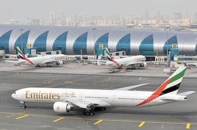 Aeroméxico analiza permiso del vuelo México-Dubái