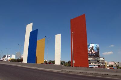 Torres de Satélite, en el olvido y deterioro