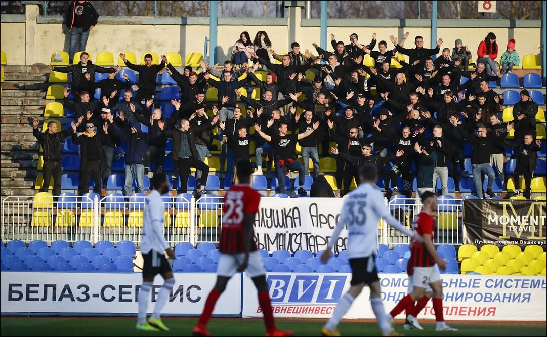 Partido entre Torpedo-BelAZ Zhodino y Belshina Bobruisk. Foto: AP