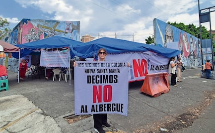 Rechazan albergue y continúan en plantón