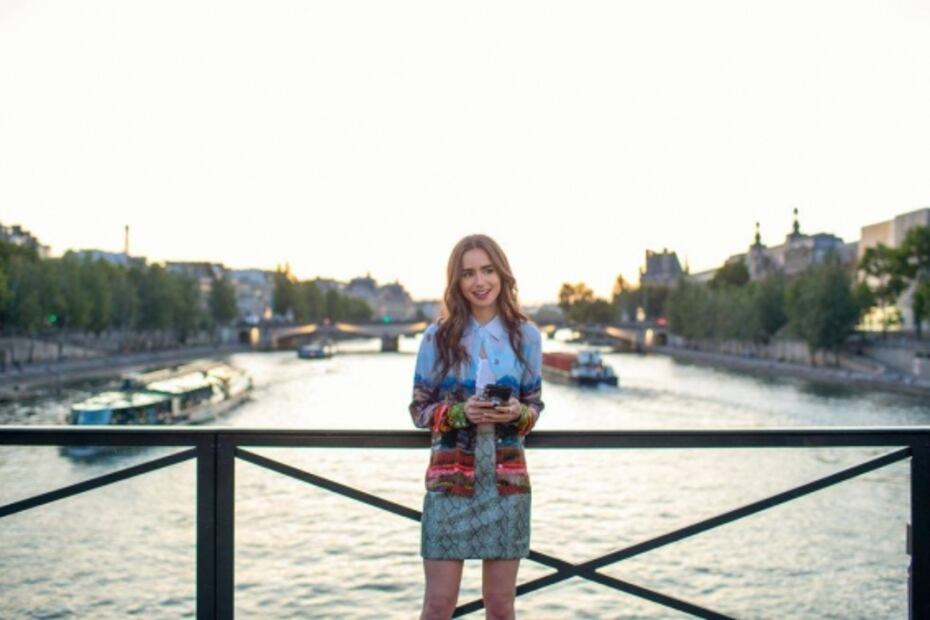 Los looks de Emily en París que amamos