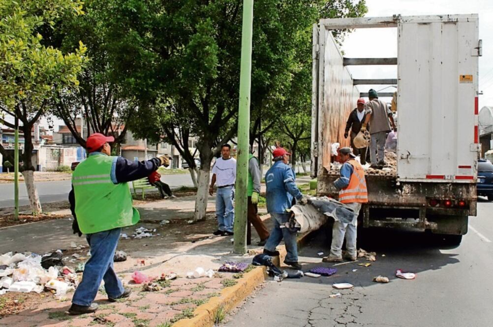 La Ombudsman dijo que con la recomendación se busca salvaguardar un nivel de vida adecuado y un trabajo digno para las personas que realizan voluntariamente el servicio de limpia. (FOTO: ARCHIVO EL UNIVERSAL)