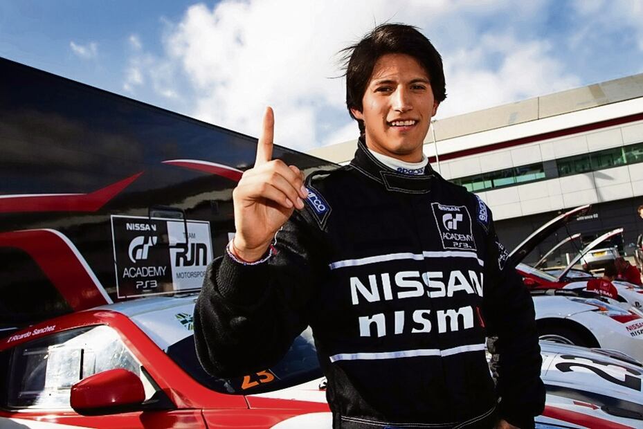 Ricardo Sánchez entró al programa
cuando tenía 24 años, hoy también es uno de los entrenadores. Foto: Nissan