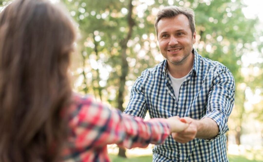 Cualidades de una persona atractiva. Fuente: Freepik