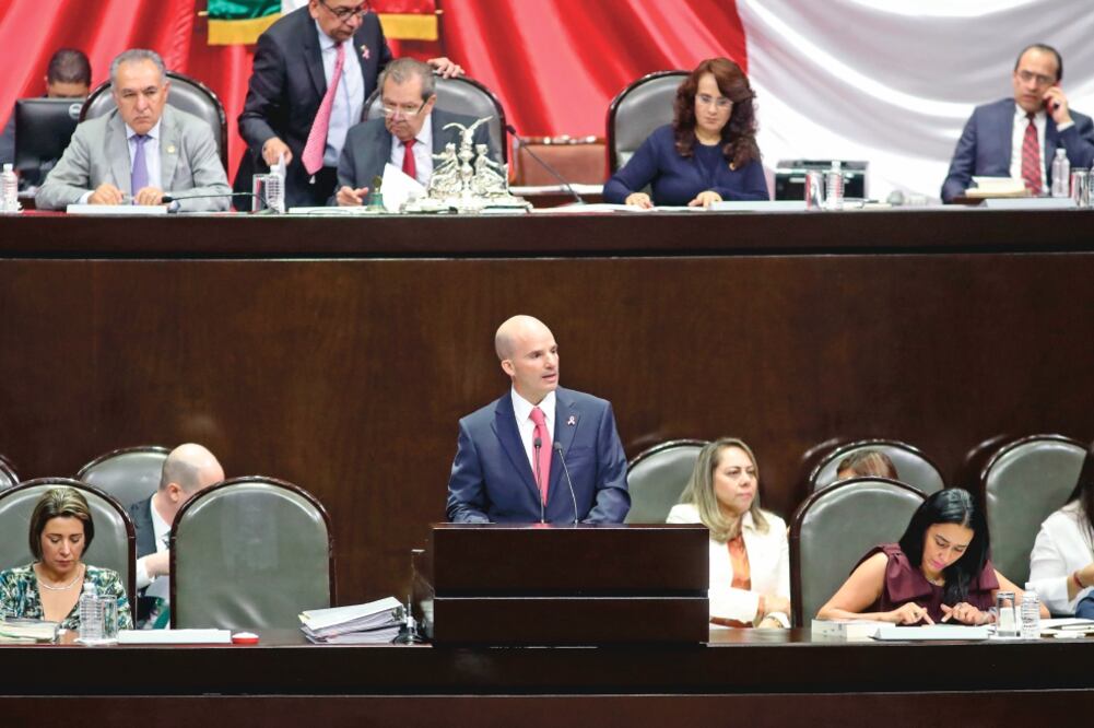 Durante su comparecencia ante la Cámara de Diputados, José Antonio González Anaya, secretario de Hacienda, dijo que el avance de la economía supera al de Brasil y Chile, e incluso al de países avanzados como Alemania, EU y Francia. (LUCÍA GODÍNEZ . EL UN)