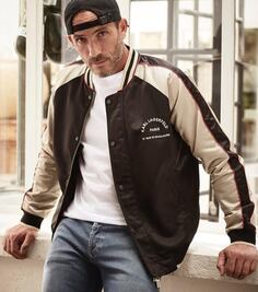 El guardaespaldas de Karl Lagerfeld vuelve a las pasarelas para rendirle tributo 