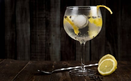 Tres drinks frescos con vodka