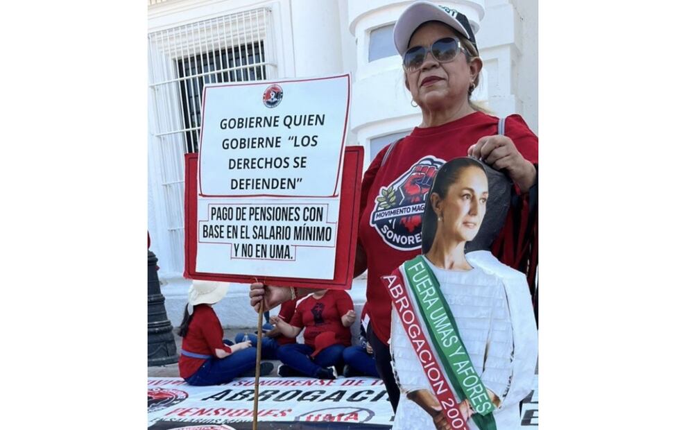 Los docentes buscan un diálogo con el gobernador Alfonso Durazo y acuerdos con el Gobierno de Sheinbaum (30/05/2025). Foto: Javier Escobar / EL UNIVERSAL