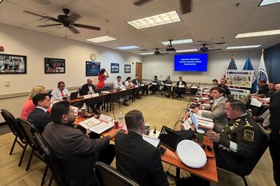 México y EU incrementan operativos contra tráfico de armas; crean grupo de trabajo contra robo de combustible y finanzas ilícitas