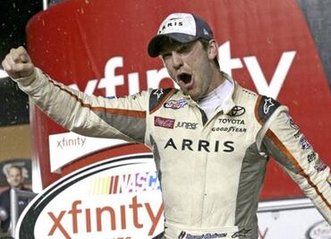 Daniel Suárez becomes NASCAR's 1st foreign champ