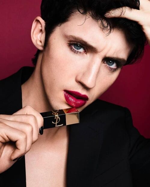 Labiales oscuros en tendencia que veremos durante otoño-invierno